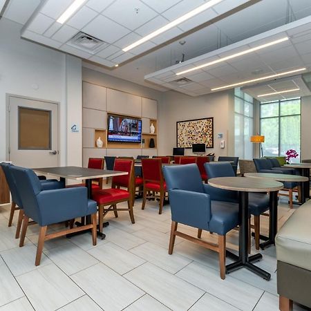 Holiday Inn Express & Suites - Chilliwack East An Ihg Hotel Esterno foto
