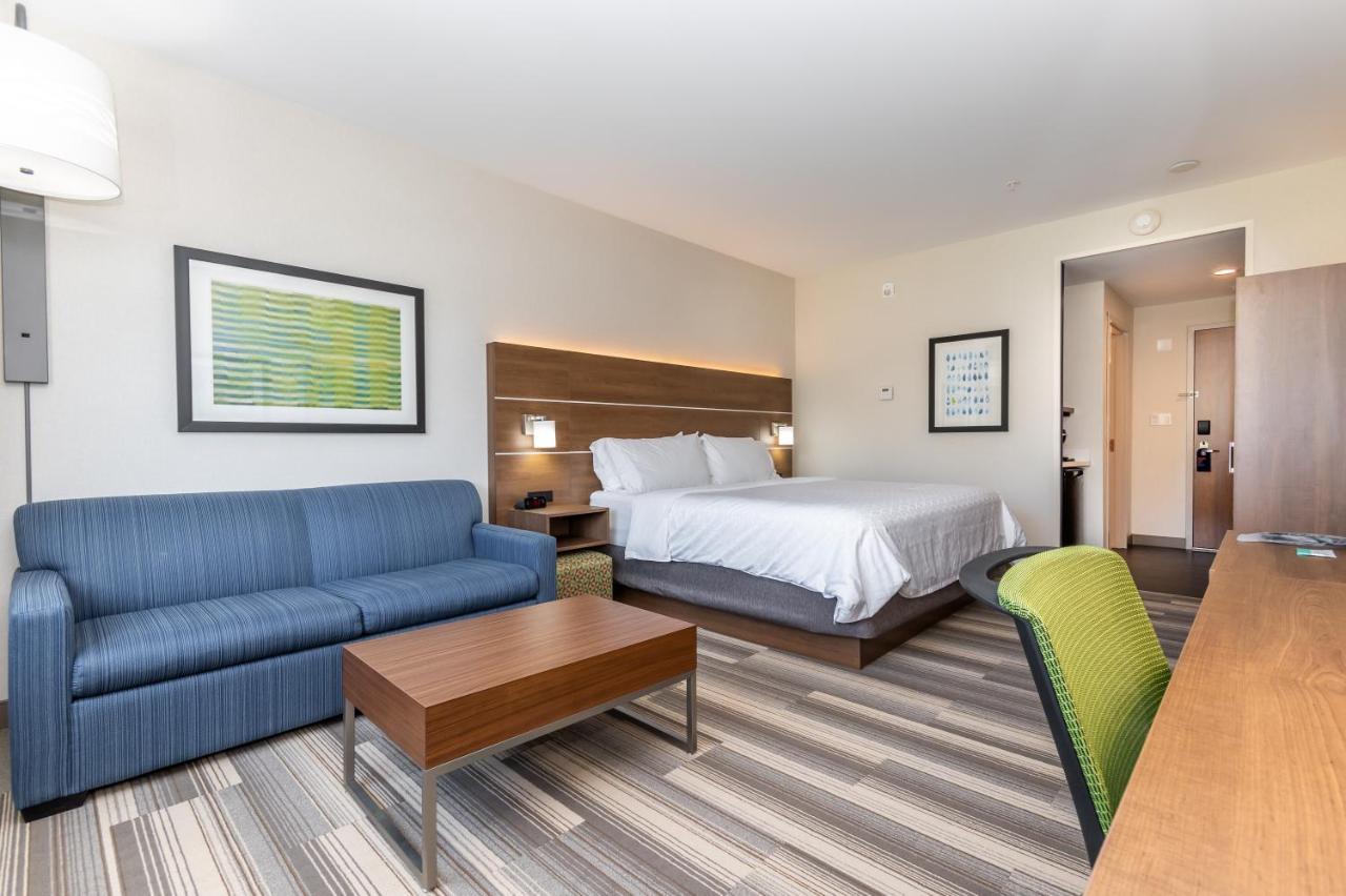 Holiday Inn Express & Suites - Chilliwack East An Ihg Hotel Esterno foto